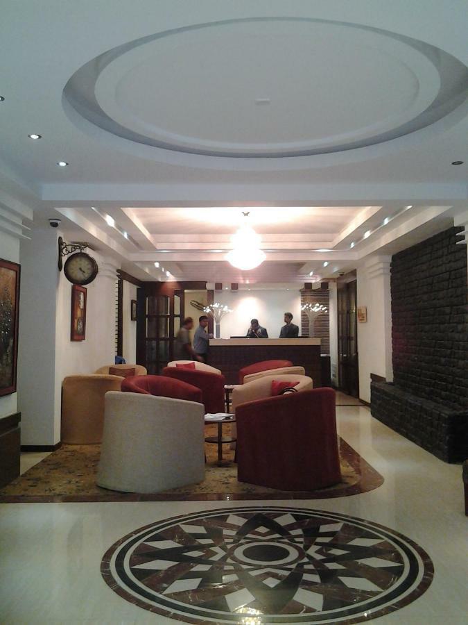 Grand Oriental Hotel Дакка Экстерьер фото